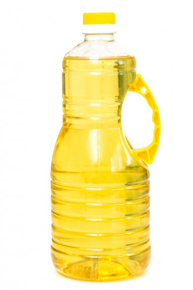 Refined sunflower oil of brand P in PET bottles 3L